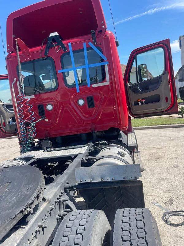 Commercial semi truck rear window replacement